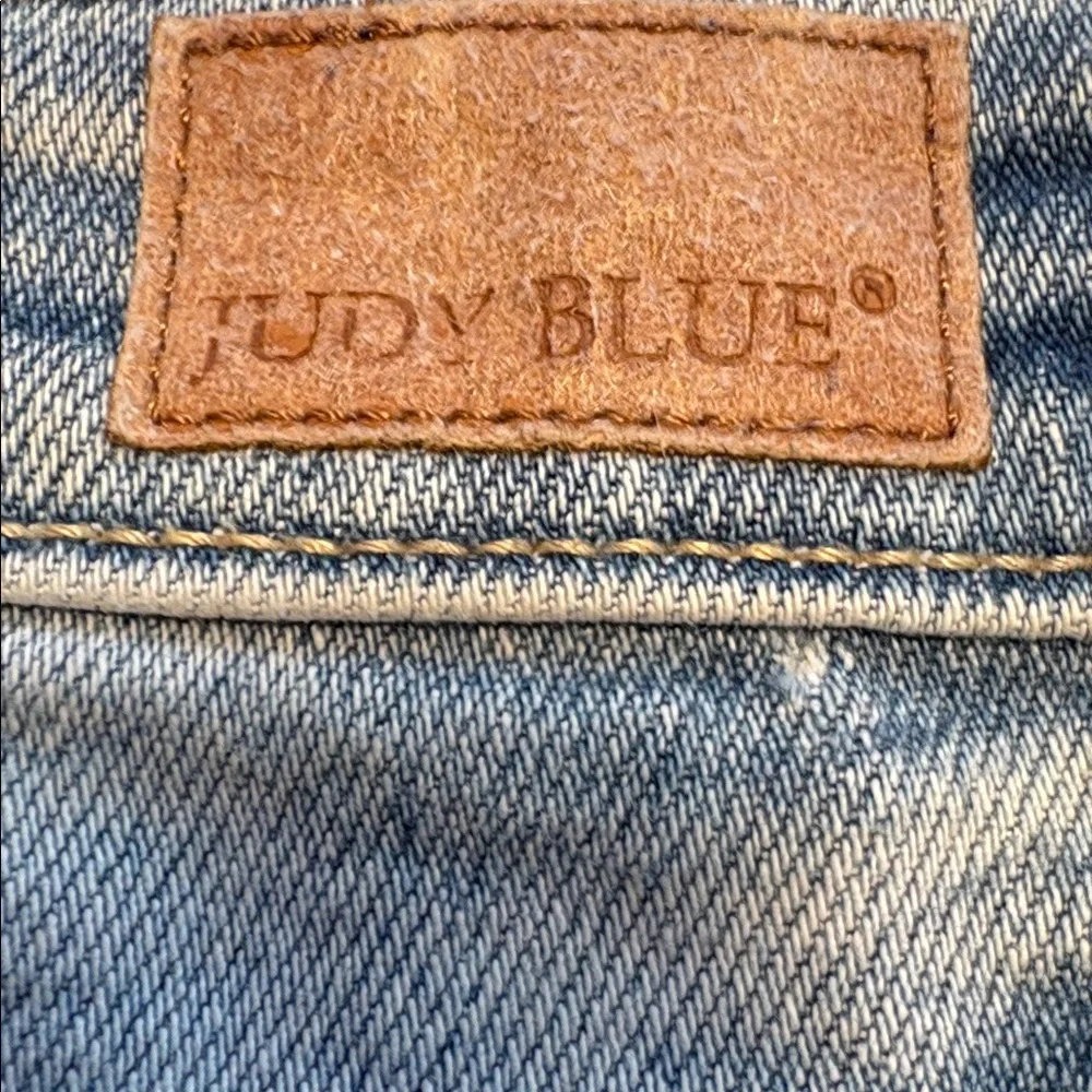 JUDY BLUE High Rise Slim Straight Leg Destroyed Jeans JB82391size 11/30 - Picture 10 of 11